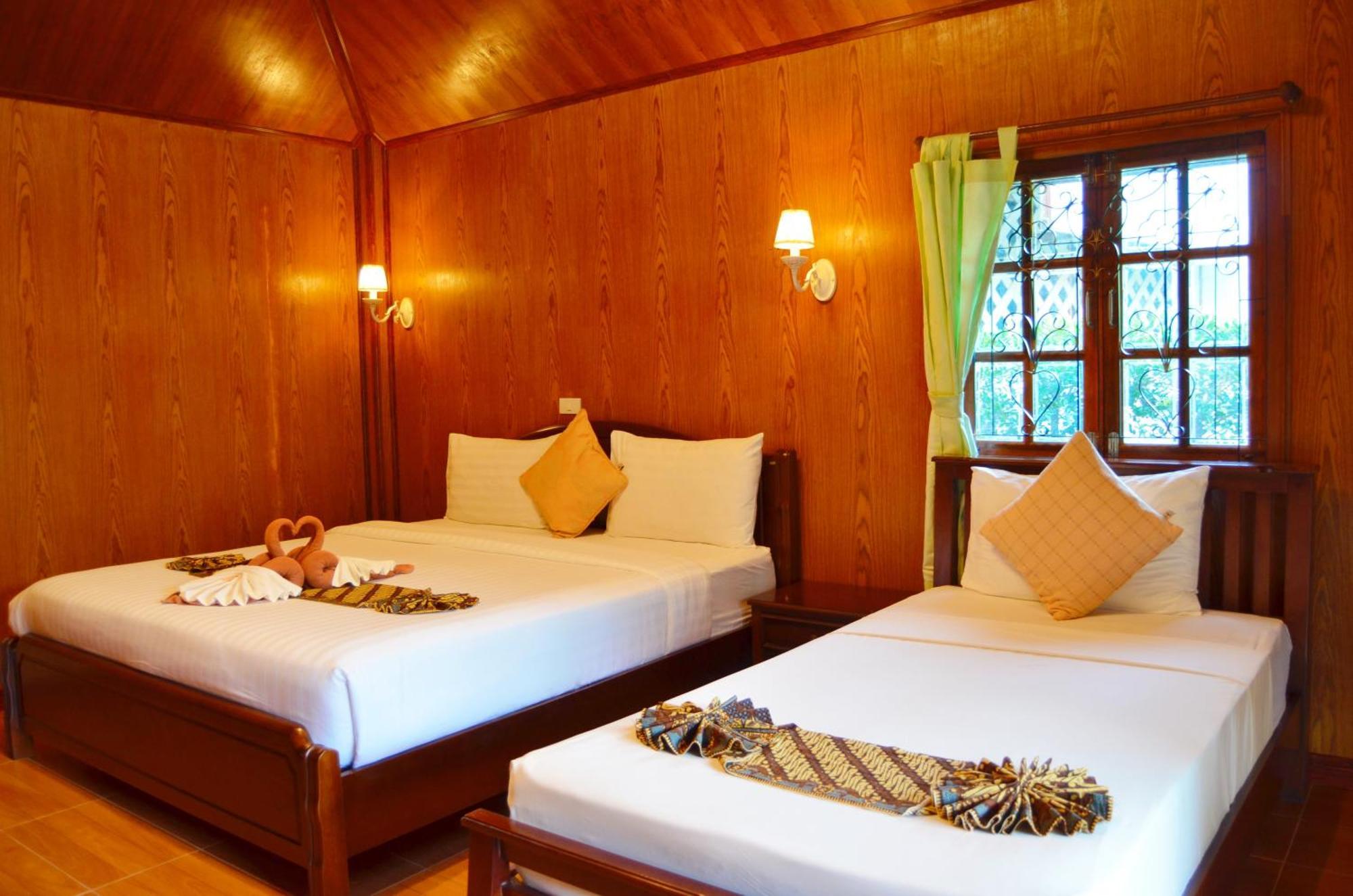 Sayang Beach Resort Koh Lanta Exterior photo