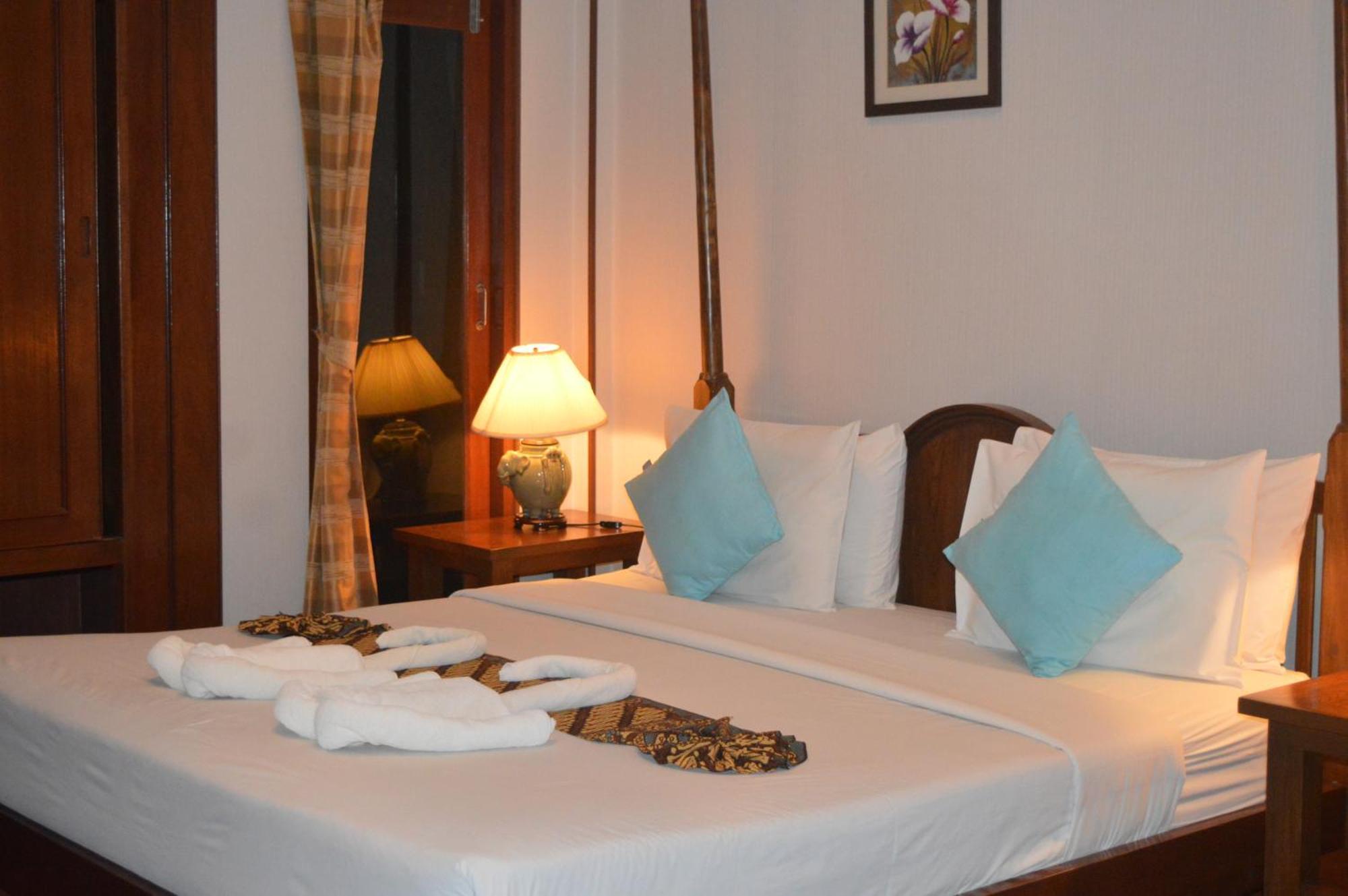 Sayang Beach Resort Koh Lanta Exterior photo