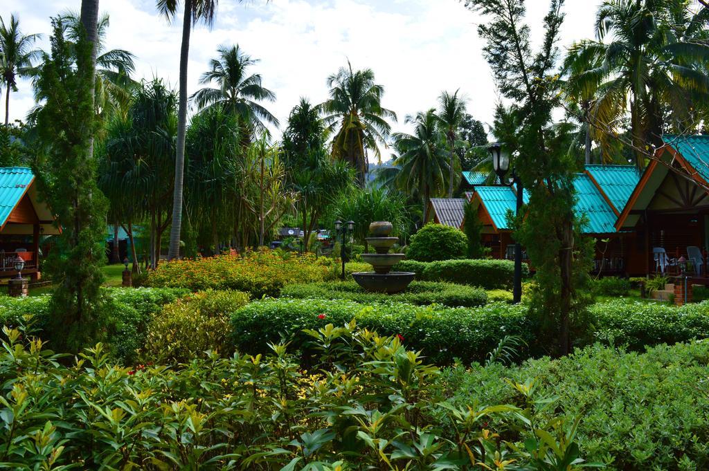 Sayang Beach Resort Koh Lanta Exterior photo