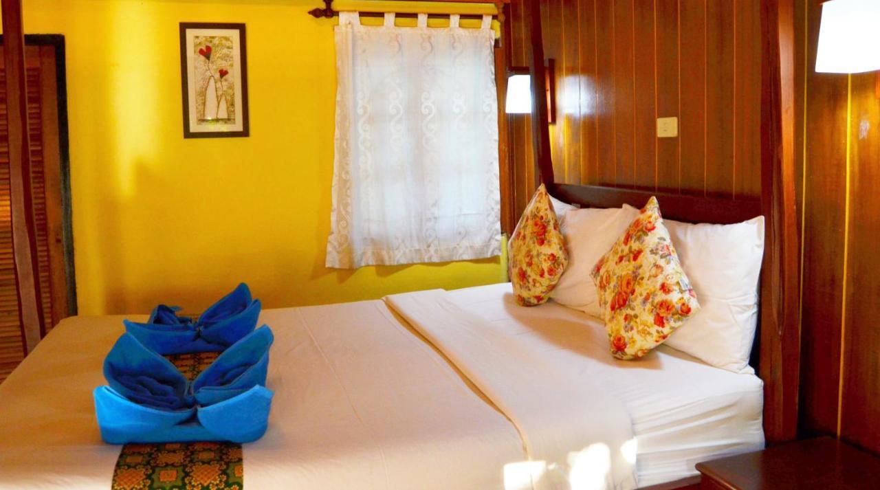 Sayang Beach Resort Koh Lanta Exterior photo